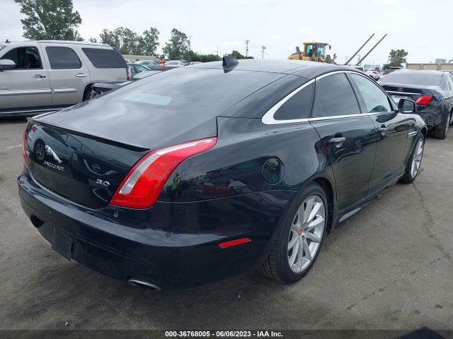 2017 Jaguar XJ, VIN: SAJWA1C7XH8W03784
