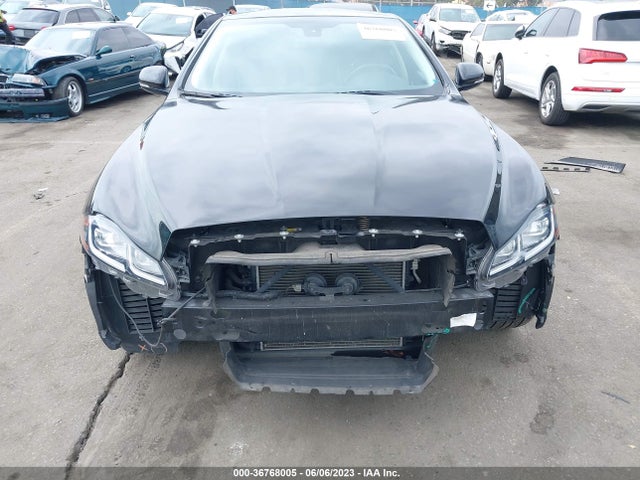 2017 Jaguar XJ, VIN: SAJWA1C7XH8W03784