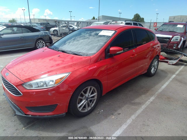 Ford FOCUS SE 2016 1FADP3K27GL270256 Image 2