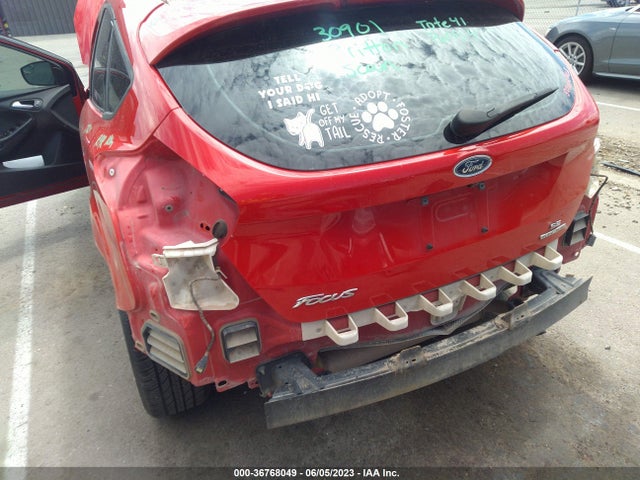 Ford FOCUS SE 2016 1FADP3K27GL270256 Image 8