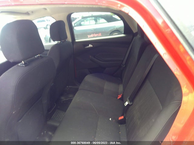 Ford FOCUS SE 2016 1FADP3K27GL270256 Image 10