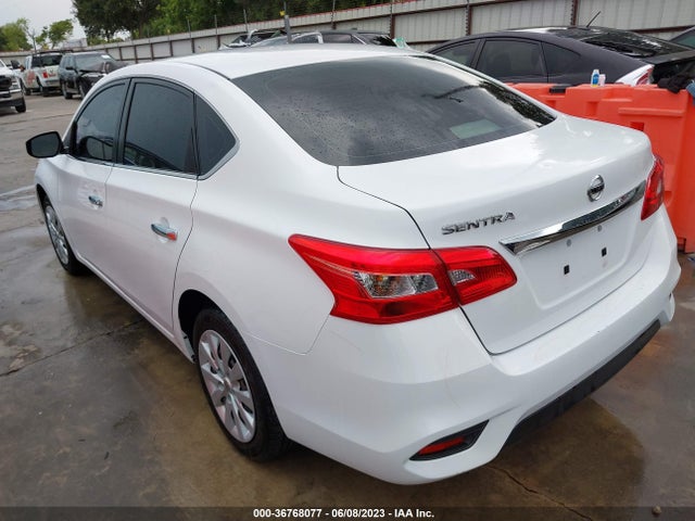 Nissan Sentra 2018 3N1AB7AP0JY241845 Image 14
