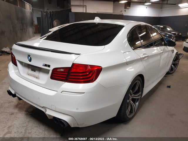 BMW M5 2014 WBSFV9C55ED593967 Image 4