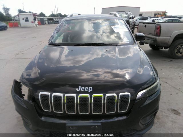 1C4PJLCB0KD164919 Jeep Cherokee Latitude