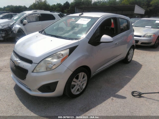 Chevrolet Spark Lt 2014 KL8CD6S96EC539432 Image 2