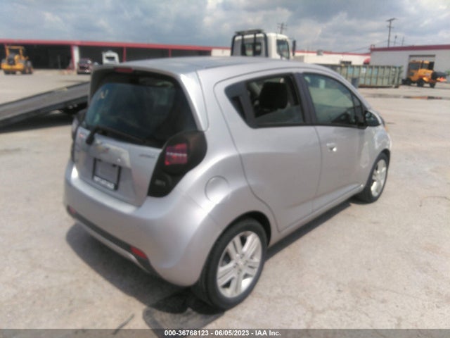 Chevrolet Spark Lt 2014 KL8CD6S96EC539432 Image 4