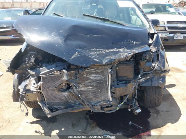 5TDKZ3DC5LS049023 Toyota SIENNA LE