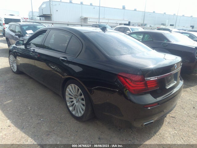 2013 BMW 7 SERIES 750LI VIN: WBAYE8C57DD132002