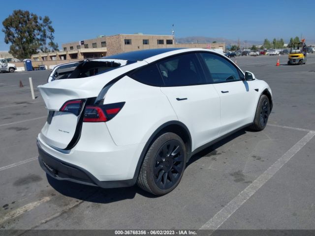 7SAYGDEE3NF560715 Tesla Model Y Long Range