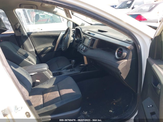 Toyota RAV4 LE 2014 JTMZFREV2EJ000789 Image 7
