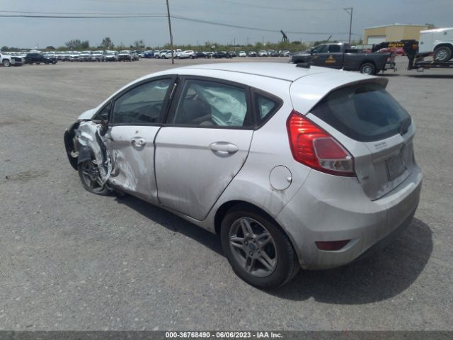 3FADP4EJ5JM112836 Ford FIESTA SE