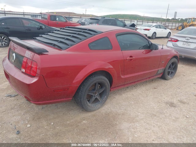 2005 FORD MUSTANG GT VIN: 1ZVFT82H955158041