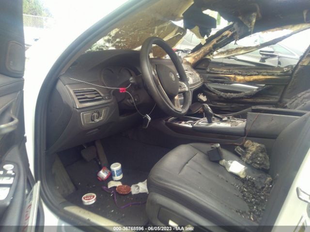 WBA7E2C51HG739865 BMW 7 Series 740i