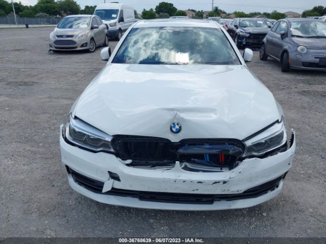 WBAJA5C56JG899927 BMW 5 Series 530i