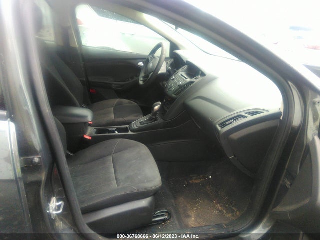 1FADP3FE3HL309916 Ford FOCUS SE