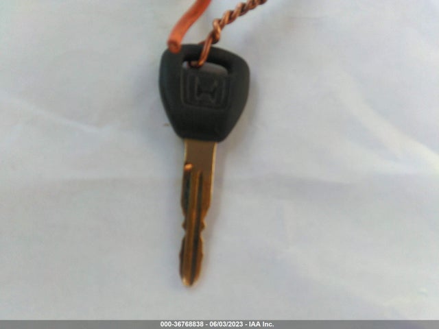 2002 HONDA ACCORD SDN LX VIN: JHMCG554X2C033380