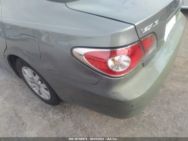2004 LEXUS ES 330 VIN: JTHBA30G140014238