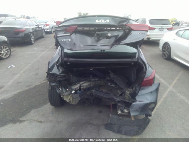 3KPF54AD0NE432641 KIA Forte Gt-line