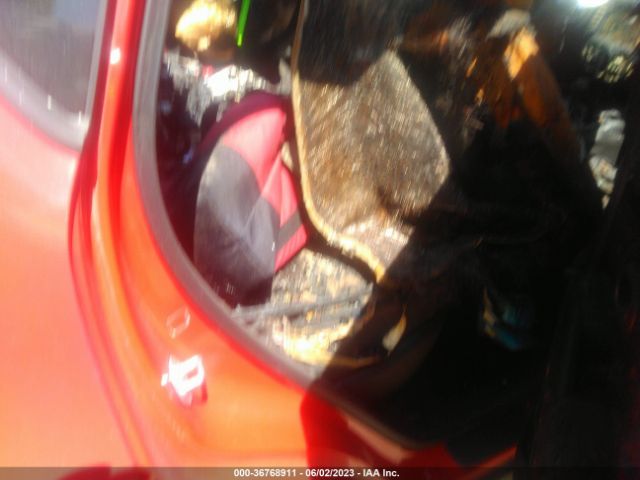 KNDJX3A53G7821834 KIA Soul !