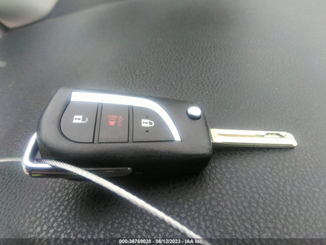 Toyota COROLLA IM 2017 JTNKARJE3HJ529514 Image 3