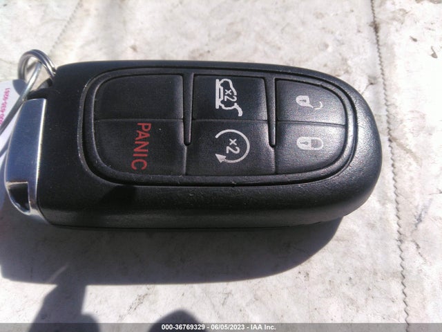 1C4PJMDN2KD179324 Jeep Cherokee Limited