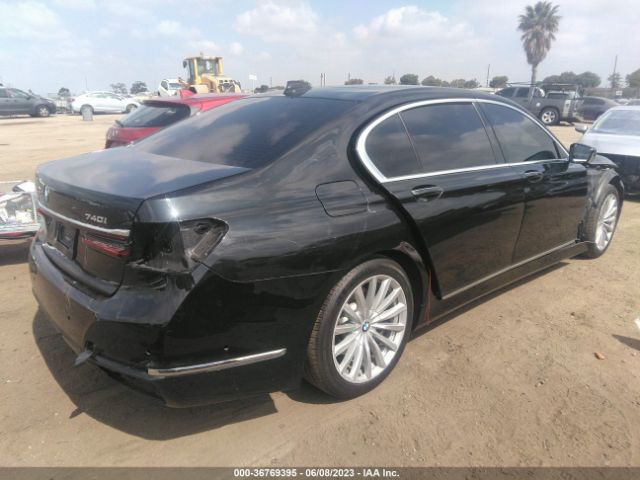 WBA7T2C06LGL17920 BMW 7 Series 740i