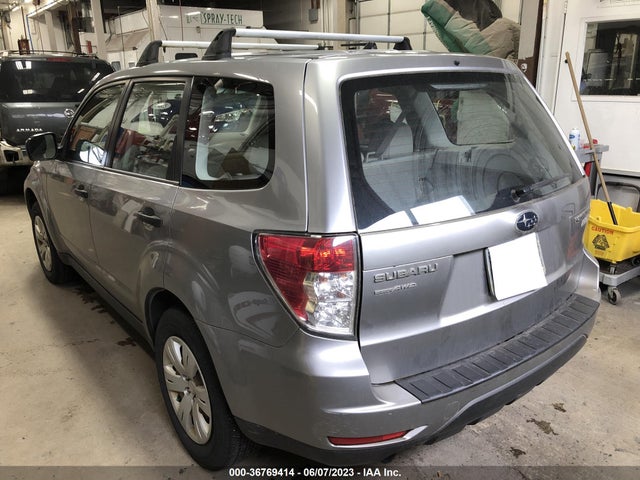 2010 SUBARU FORESTER 2.5X VIN: JF2SH6AC0AH752055