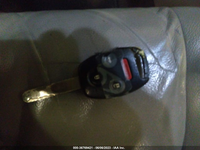 2008 HONDA ACCORD SDN EX-L VIN: 1HGCP36828A036013