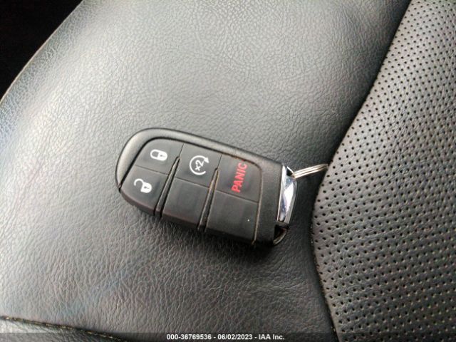 3C4NJDDB6KT704571 Jeep Compass Trailhawk