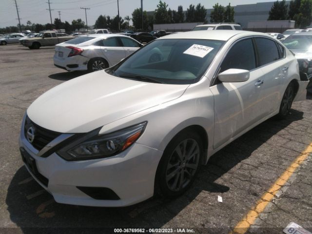 1N4AL3APXJC268245 Nissan Altima 2.5 Sr