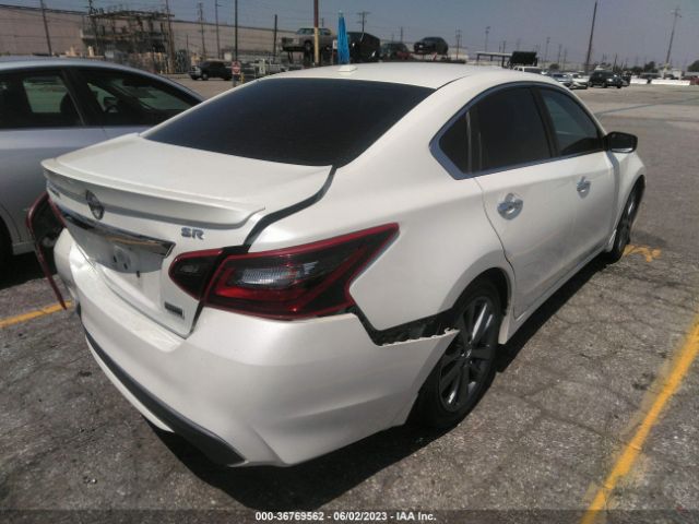 1N4AL3APXJC268245 Nissan Altima 2.5 Sr