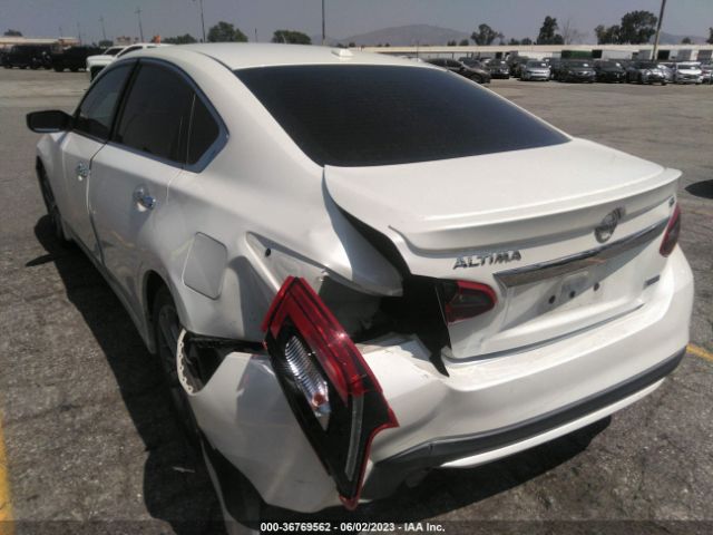 1N4AL3APXJC268245 Nissan Altima 2.5 Sr