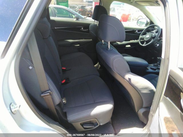 5XYPG4A38HG284350 KIA SORENTO LX