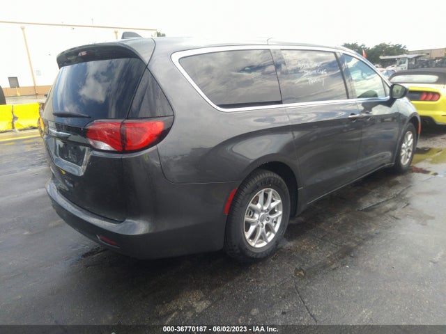 2C4RC1CG3NR215544 Chrysler Voyager Lx