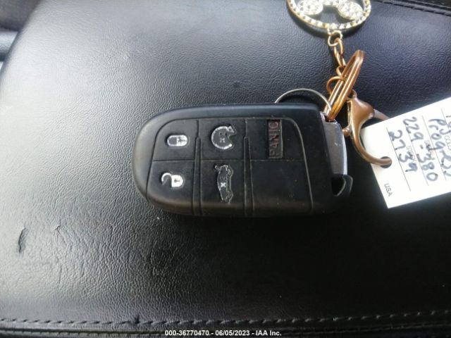 1C3CCCAB4GN141046 Chrysler 200 Limited