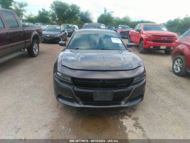 2C3CDXHG6FH738227 Dodge Charger Sxt