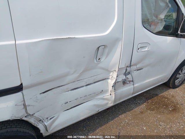 3N63M0YN2FK711795 Chevrolet City Express Cargo Van Ls