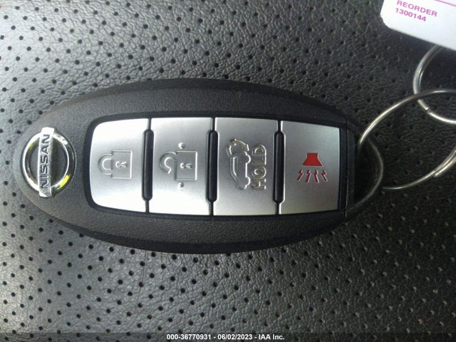 2014 NISSAN ROGUE SL VIN: 5N1AT2MT3EC856003