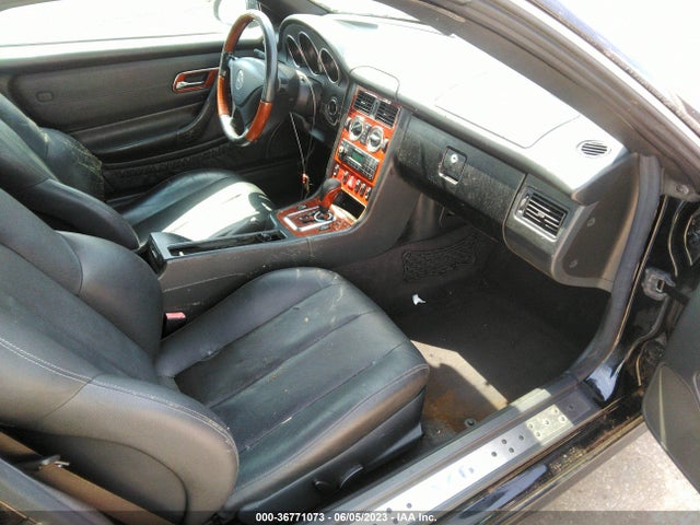 2002 MERCEDES-BENZ SLK-CLASS 3.2L VIN: WDBKK65F92F266182