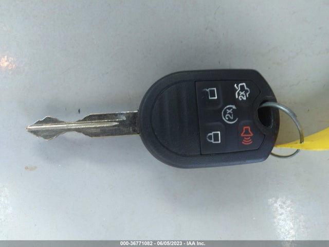 Ford Mustang V6 2014 1ZVBP8AM7E5331301 Image 3