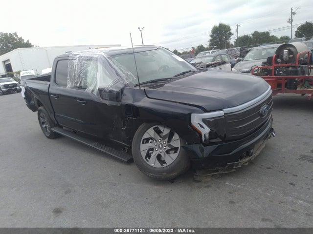 2023 Ford F-150 Lightning, VIN: 1FTVW1EV2PWG13999