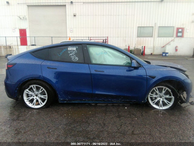 5YJYGDEE9LF045308 Tesla Model Y Long Range
