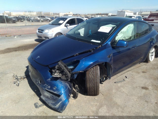 5YJYGDEE9LF045308 Tesla Model Y Long Range