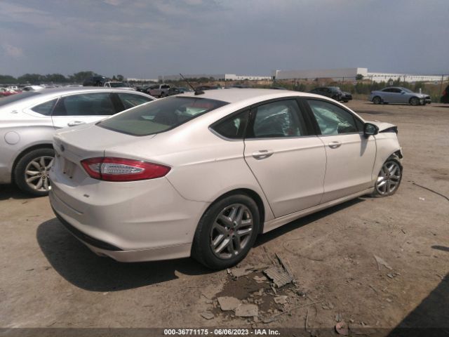3FA6P0H78FR252780 Ford FUSION SE