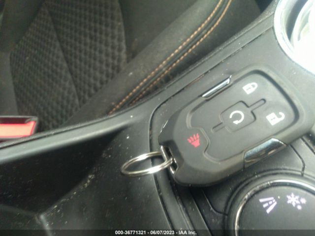 3GKALMEV6JL143955 GMC Terrain Sle