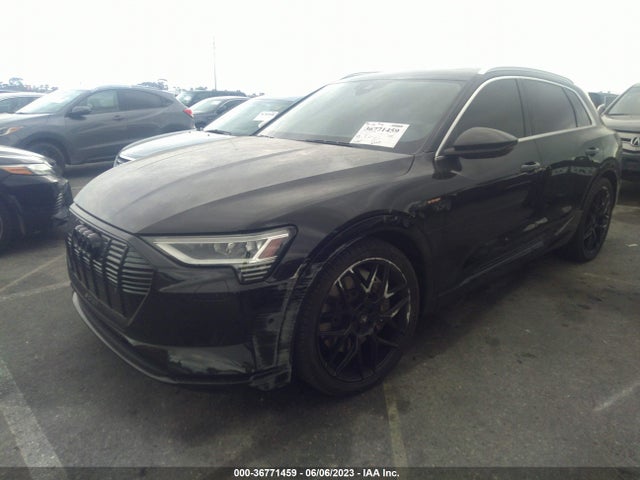 2019 Audi e-tron, VIN: WA1VABGE8KB020580