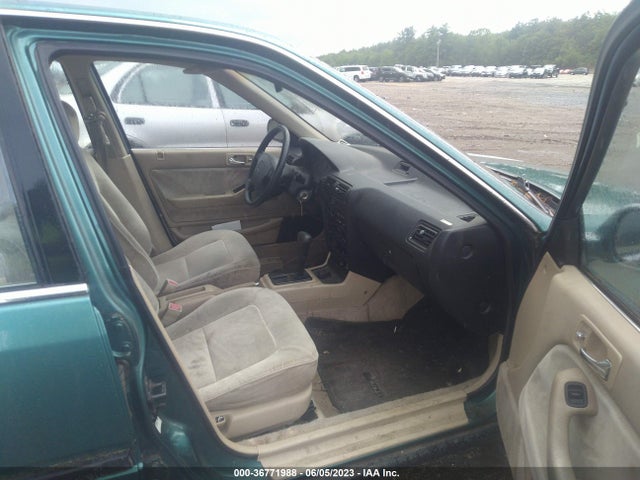 1993 HONDA ACCORD LX VIN: 1HGCB7659PA113597