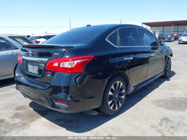 Nissan SENTRA SR 2017 3N1AB7AP8HY217500 Image 4