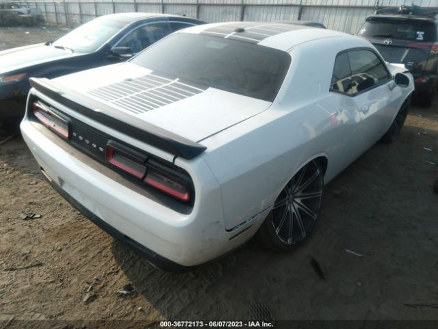 2C3CDZBT2GH300680 Dodge Challenger R/t