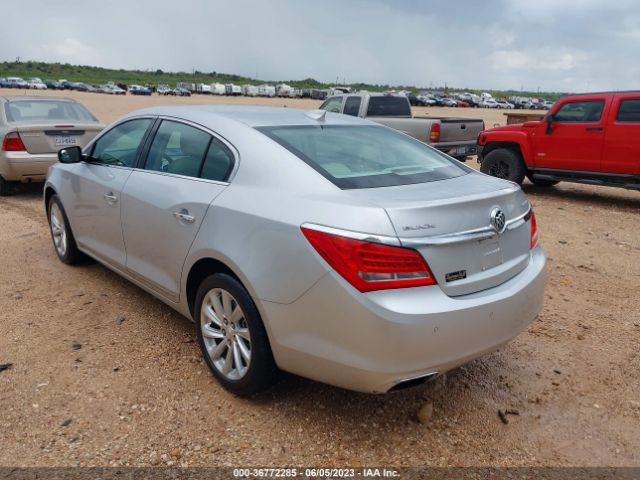 1G4GB5G39GF129363 Buick Lacrosse Leather